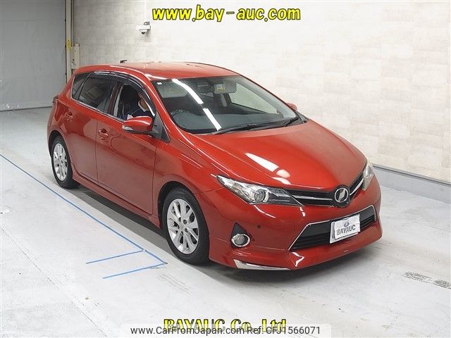 toyota auris 2015 CFJ1566071 image 1