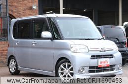 daihatsu tanto 2012 CFJ1690453