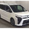 toyota voxy 2019 -TOYOTA--Voxy DBA-ZRR80W--ZRR80W-0572979---TOYOTA--Voxy DBA-ZRR80W--ZRR80W-0572979- image 1