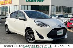 toyota aqua 2017 CFJ1755015