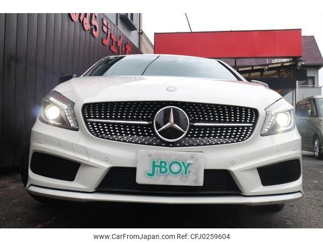 mercedes-benz a-class 2014 quick_quick_176042_WDD1760422V029859 image 2