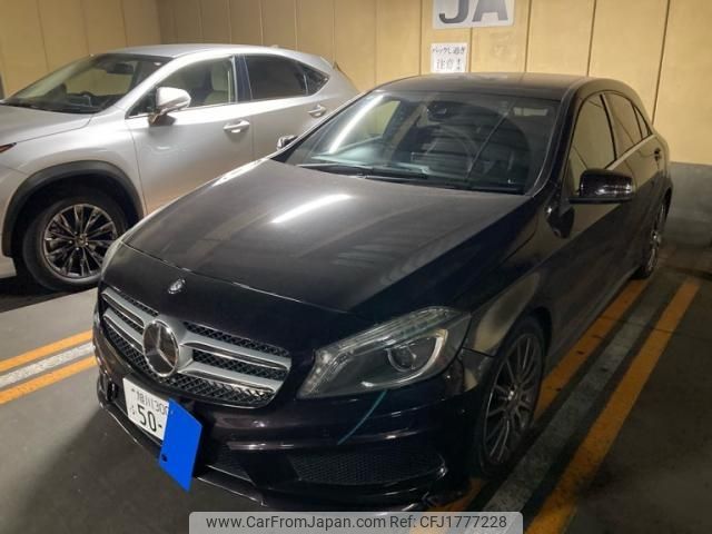 mercedes-benz a-class 2014 CFJ1777228 image 1