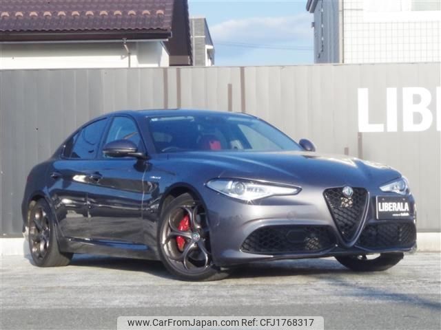 alfa-romeo giulia 2022 CFJ1768317 image 1