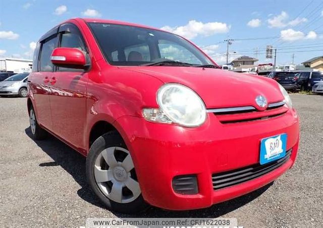 toyota sienta 2012 CFJ1622038 image 1
