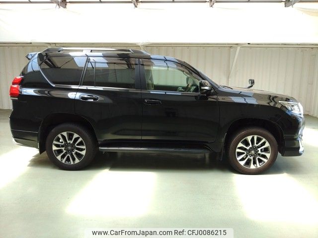 toyota land-cruiser-prado 2022 ENHANCEAUTO_1_ea286645 image 2