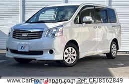 toyota noah 2012 -TOYOTA--Noah DBA-ZRR70G--ZRR70-0528153---TOYOTA--Noah DBA-ZRR70G--ZRR70-0528153-