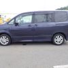 toyota voxy 2010 NIKYO_PJ93479 image 2