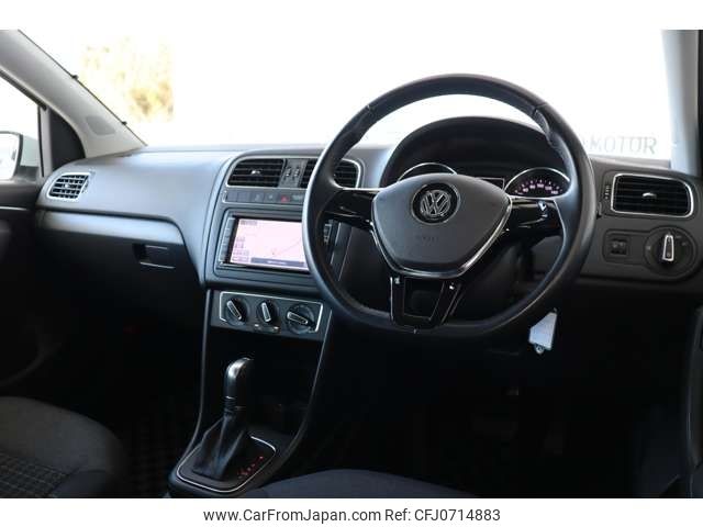 volkswagen polo 2015 -VOLKSWAGEN--VW Polo DBA-6RCJZ--WVWZZZ6RZGU019459---VOLKSWAGEN--VW Polo DBA-6RCJZ--WVWZZZ6RZGU019459- image 2