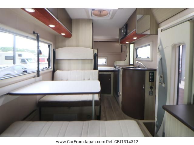 toyota hiace-van 2020 GOO_JP_700080439730250609001 image 1