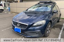 volvo v40 2014 CFJ1894062