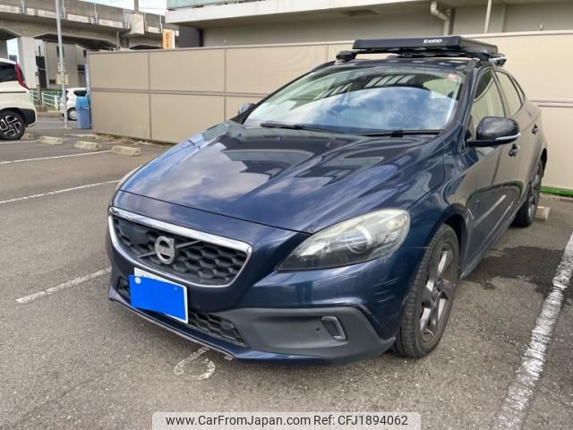 volvo v40 2014 CFJ1894062 image 1