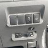 toyota prius-α 2012 -TOYOTA--Prius α DAA-ZVW40W--ZVW40-3031747---TOYOTA--Prius α DAA-ZVW40W--ZVW40-3031747- image 9