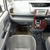 toyota noah 2009 CFJ1653814 image 11