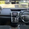 toyota noah 2012 -TOYOTA--Noah DBA-ZRR75G--ZRR75-0098818---TOYOTA--Noah DBA-ZRR75G--ZRR75-0098818- image 17
