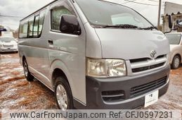 toyota hiace-van 2006 GOO_JP_700090373030241225001