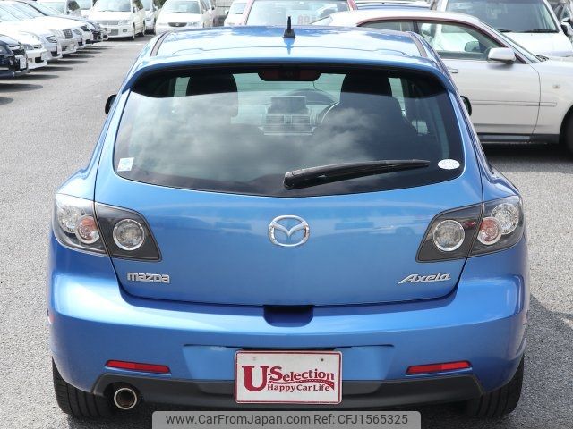mazda axela 2004 CFJ1565325 image 2