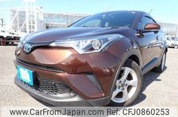 toyota c-hr 2017 N2024090221F-12