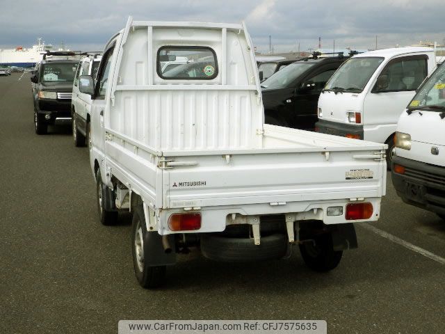 mitsubishi-minicab-truck-1995-1250-car_5625d2c6-d09f-4e08-bfd6-20796bd7f0d1