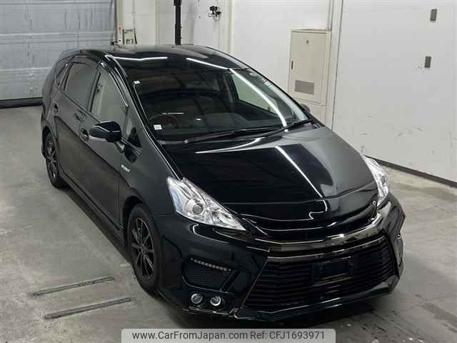 toyota prius-α 2012 CFJ1693971 image 1