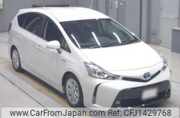toyota prius-α 2017 CFJ1429768