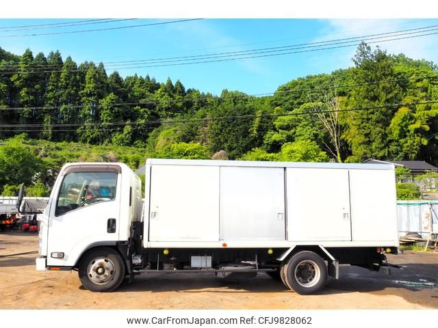 isuzu elf-truck 2016 GOO_NET_EXCHANGE_0403477A30240523W002 image 2