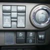 toyota roomy 2022 504928-926005 image 4