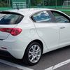 alfa-romeo giulietta 2012 2 image 6