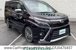 toyota voxy 2018 -TOYOTA--Voxy DBA-ZRR80W--ZRR80-0482704---TOYOTA--Voxy DBA-ZRR80W--ZRR80-0482704-