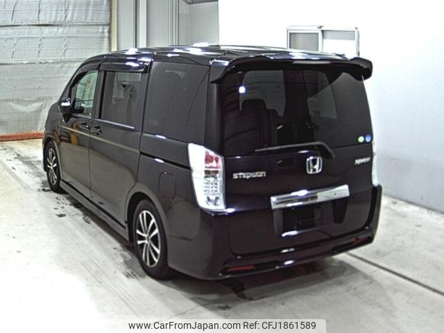 honda stepwagon 2011 CFJ1861589 image 2