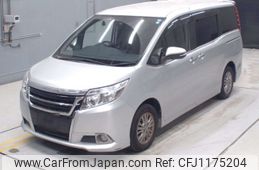 toyota esquire 2015 -TOYOTA--Esquire ZRR80G-0168302---TOYOTA--Esquire ZRR80G-0168302-