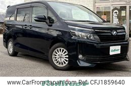 toyota voxy 2014 CFJ1859640
