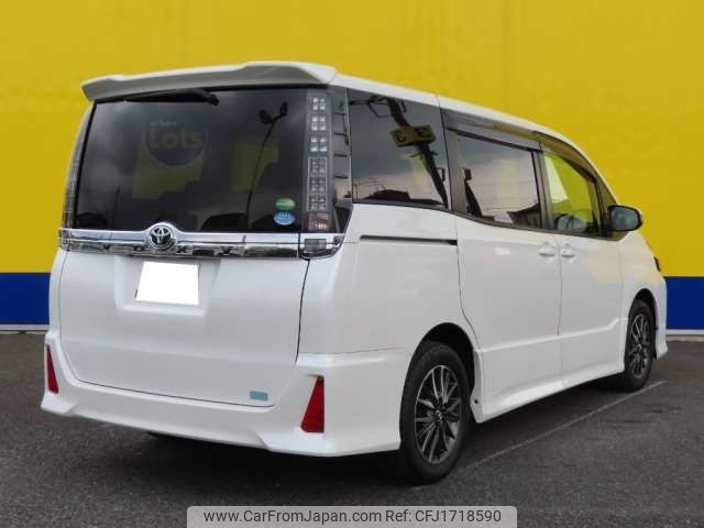 toyota voxy 2014 CFJ1718590 image 2