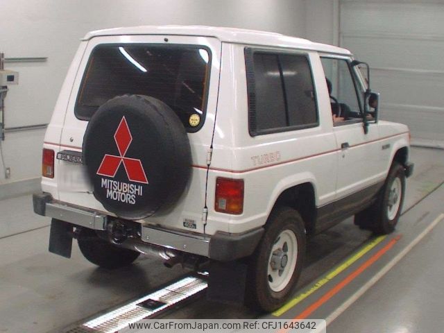 mitsubishi pajero 1986 CFJ1643642 image 2