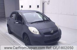 toyota vitz 2010 CFJ1802050