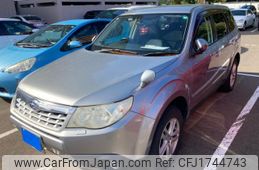 subaru forester 2011 CFJ1744743