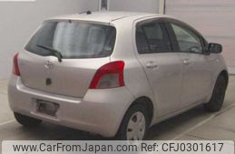 toyota vitz 2005 504928-241010114312