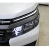 toyota voxy 2017 quick_quick_DBA-ZRR80W_0322425 image 15