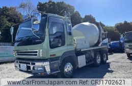 isuzu giga 2006 CFJ1702621