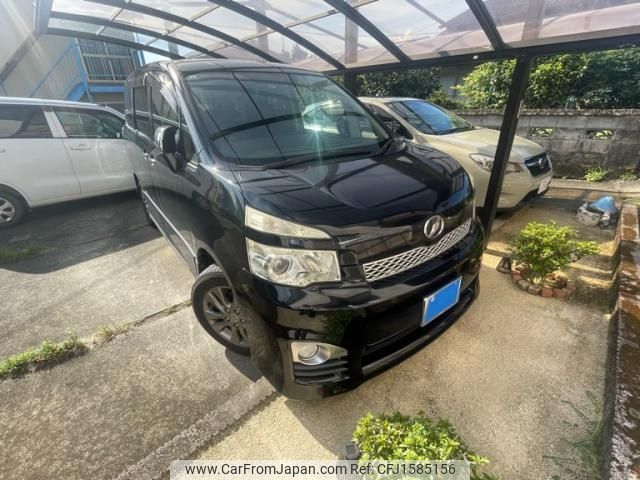 toyota voxy 2012 CFJ1585156 image 2