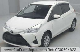 toyota vitz 2017 -TOYOTA--Vitz DBA-NSP135--NSP135-2074476---TOYOTA--Vitz DBA-NSP135--NSP135-2074476-