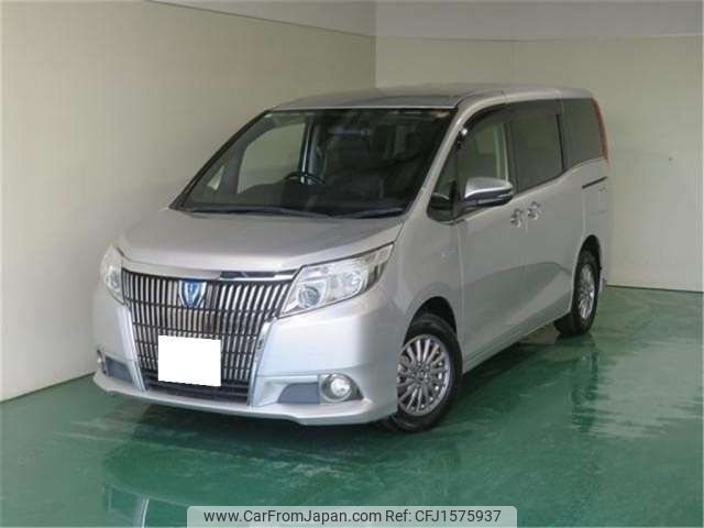 toyota esquire 2015 CFJ1575937 image 1