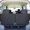 toyota noah 2004 3282185-Y2025040361A-12 image 19