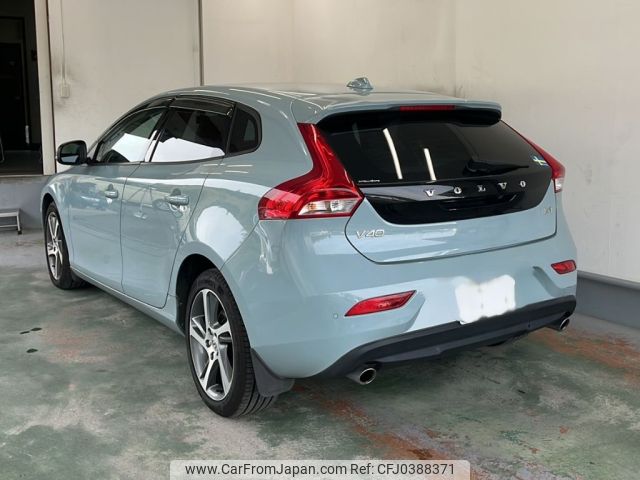 volvo v40 2016 -VOLVO 【静岡 301て4392】--Volvo V40 MD4204T-H2384590---VOLVO 【静岡 301て4392】--Volvo V40 MD4204T-H2384590- image 2