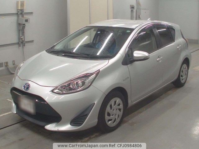 toyota aqua 2018 -TOYOTA--AQUA NHP10-6705798---TOYOTA--AQUA NHP10-6705798- image 1