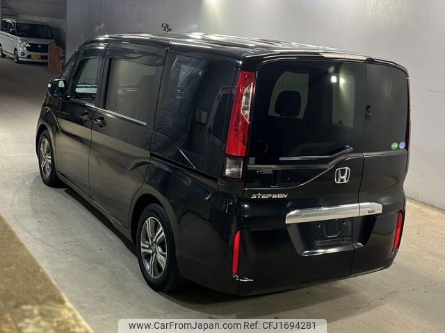 honda stepwagon 2015 CFJ1694281 image 2