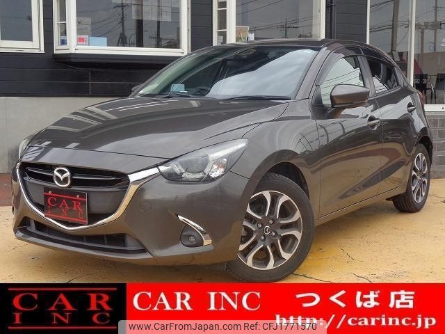 mazda demio 2017 CFJ1771570 image 1