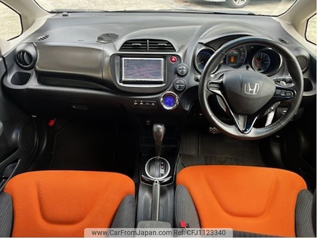 honda fit 2013 -HONDA--Fit DAA-GP4--GP4-1009094---HONDA--Fit DAA-GP4--GP4-1009094- image 2