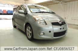 toyota vitz 2005 ENHANCEAUTO_1_ea296044