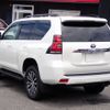 toyota land-cruiser-prado 2021 25631316 image 3