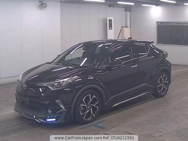 toyota c-hr 2018 quick_quick_DAA-ZYX10_ZYX10-2107773 image 2